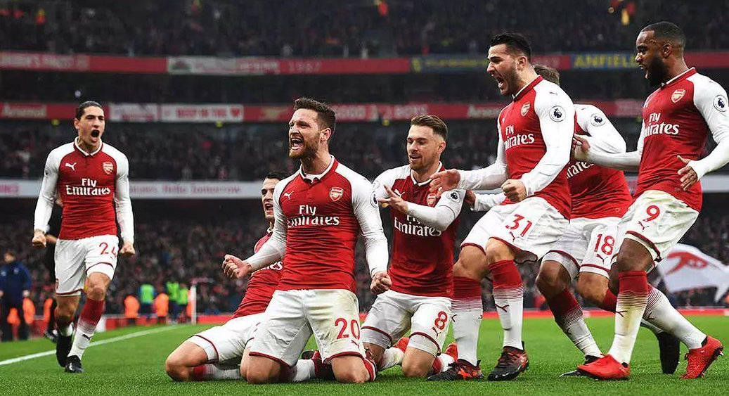 贝林厄姆：球员百分百支持阿隆索，我们知道外界纷扰毫无帮助