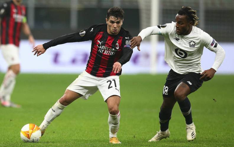 罗马诺：拉莫斯对前往意甲持开放态度，他想立刻开启新挑战