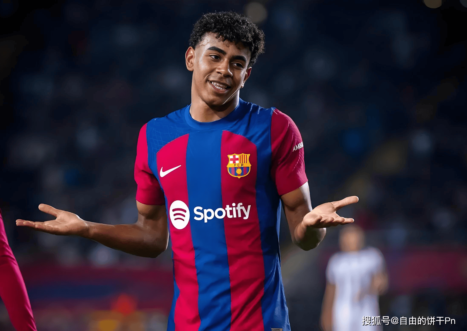 铜梁龙选帅举棋不定！张外龙或绝迹中超江湖，谢晖带队一年游？刘建业或逆袭