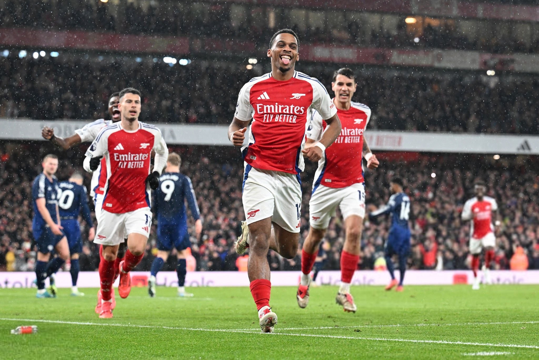 维尔茨数据：4次射门制造对方1次乌龙球，送3次关键传球