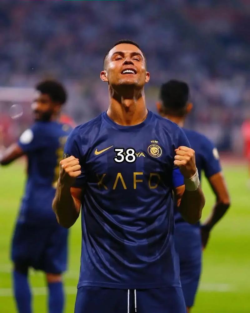 FM：多特蒙德和罗马关注尼斯核心迪奥普